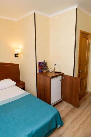 Гостиница Абаго Гузерипль Стандартный двухместный номер с 1 кроватью или 2 отдельными кроватями-5